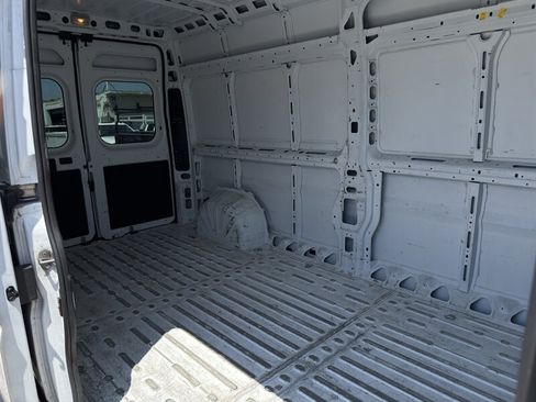 Used 2023 RAM ProMaster 2500 FWD image 7