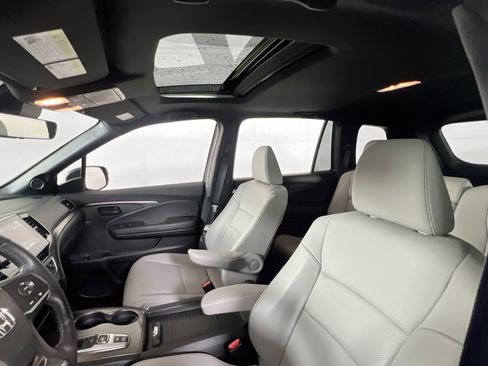 Used 2023 Honda Passport EX-L image 21