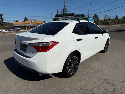 Used 2016 Toyota Corolla S Premium image 6