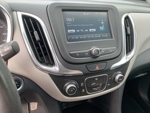 Certified 2018 Chevrolet Equinox LS AWD/4WD image 13