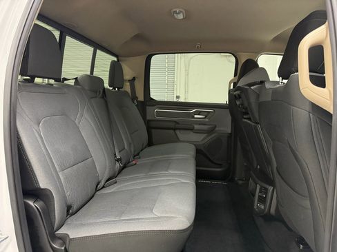 Used 2019 RAM 1500 Big Horn image 16