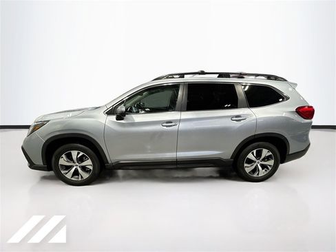 Certified 2023 Subaru Ascent Premium w/ Convenience Package image 8