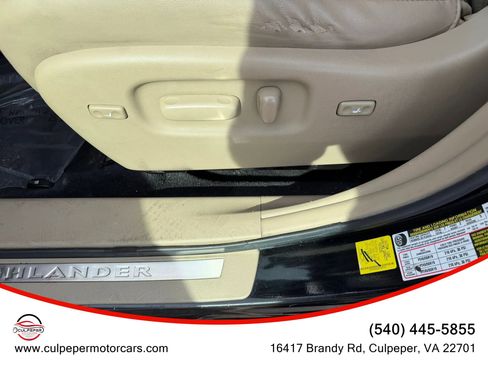 Used 2013 Toyota Highlander Limited AWD/4WD image 8