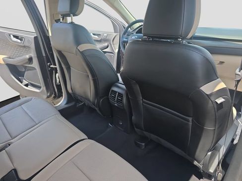 Used 2020 Ford Escape Titanium AWD/4WD image 11