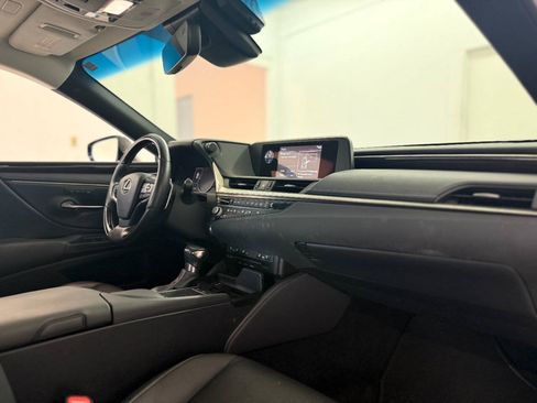 Used 2021 Lexus ES 250 w/ Premium Package AWD/4WD image 20