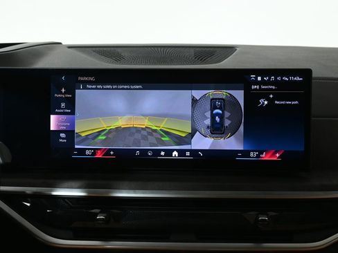 Certified 2024 BMW X7 xDrive40i w/ M Sport Package image 23