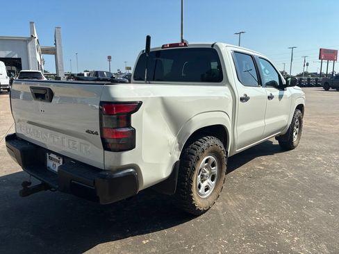 Used 2022 Nissan Frontier S AWD/4WD image 5