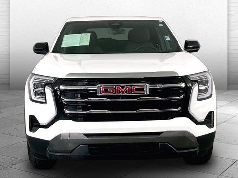 Used 2026 GMC Terrain Elevation FWD image 2