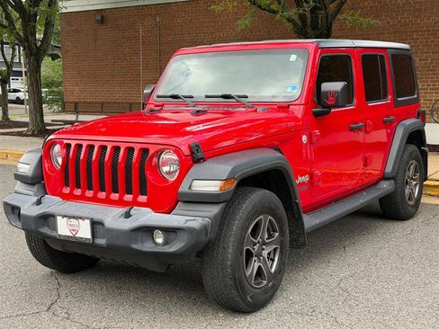 Used 2018 Jeep Wrangler Unlimited Sport S AWD/4WD image 3