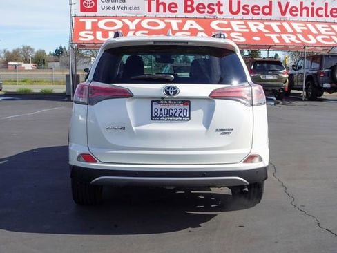 Certified 2017 Toyota RAV4 Limited w/ Advanced Technology Package image 10