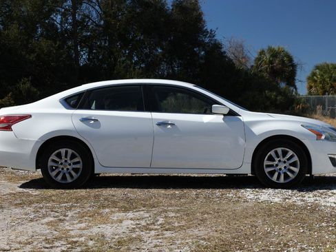 Used 2013 Nissan Altima 2.5 S image 14