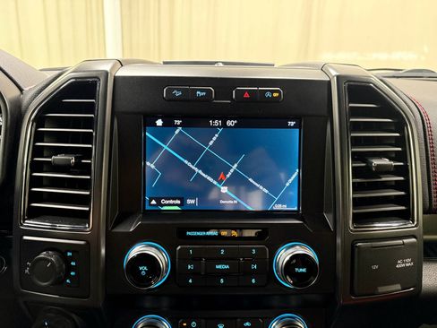 Used 2019 Ford F150 Lariat w/ Equipment Group 502A Luxury AWD/4WD image 37