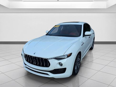 Used 2023 Maserati Levante GT AWD/4WD image 10