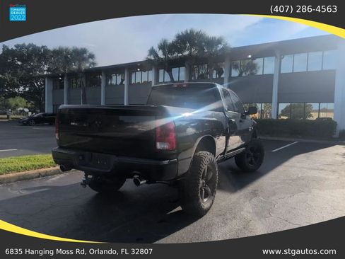 Used 2017 RAM 1500 Express w/ Black Ram 1500 Express Group RWD image 5