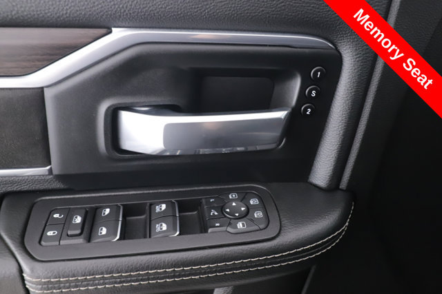 Used 2025 RAM 3500 Limited w/ Towing Technology Group AWD/4WD image 17
