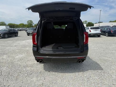 Used 2024 GMC Yukon Denali Ultimate AWD/4WD image 13