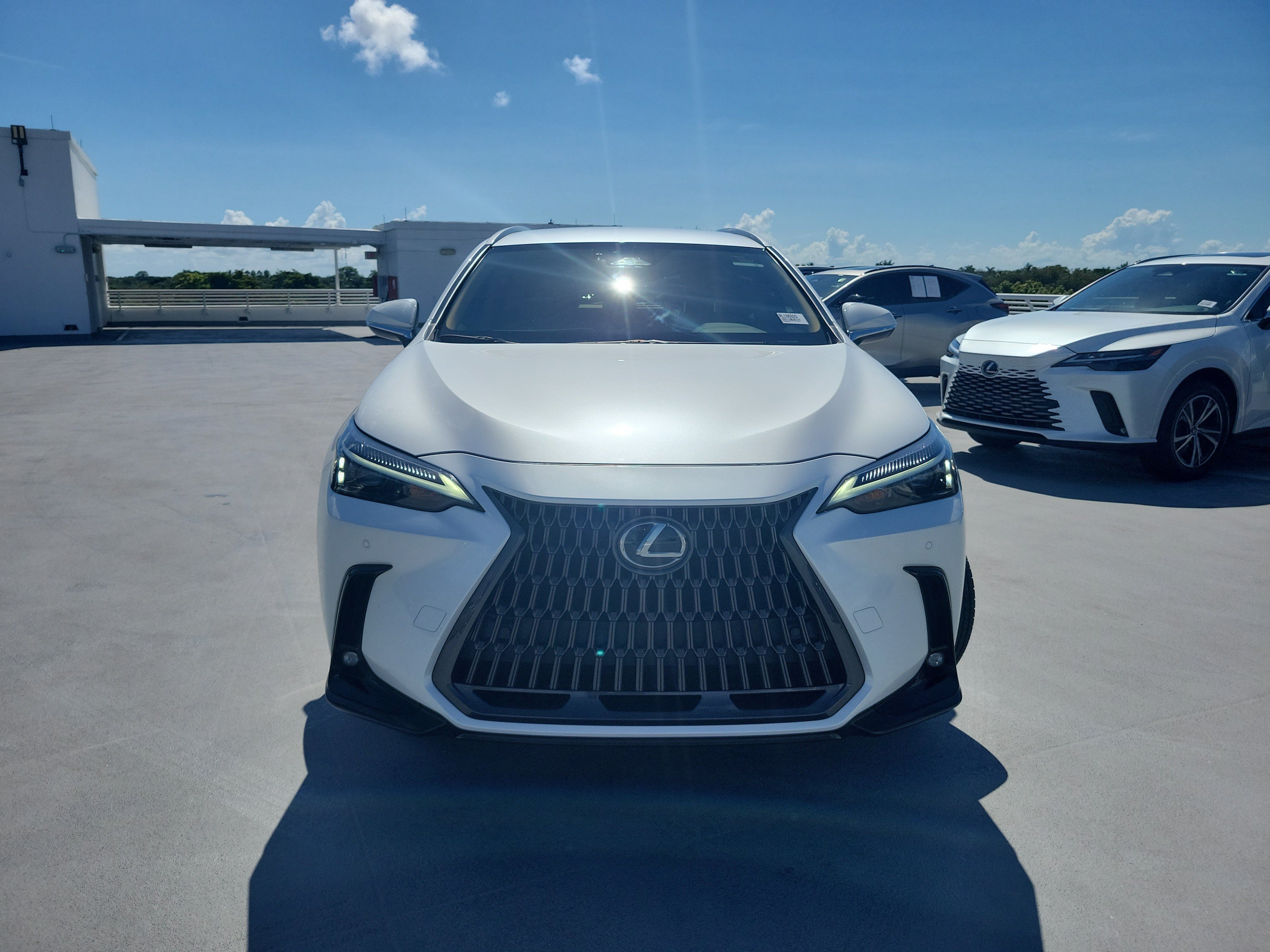 Used 2025 Lexus NX 250 FWD w/ Accessory Package (Z2) image 2