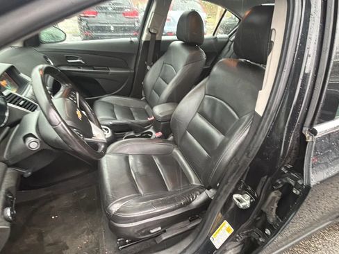 Used 2013 Chevrolet Cruze LT w/ RS Package image 9