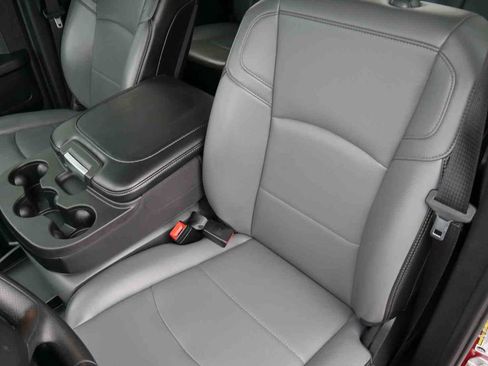 Used 2026 RAM 3500 Tradesman w/ Chrome Appearance Group image 30