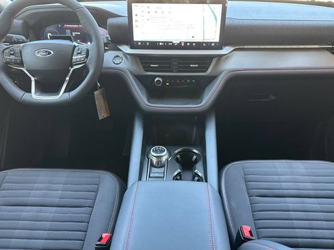 New 2026 Ford Explorer ST-Line w/ ST-Line Street Pack RWD image 15