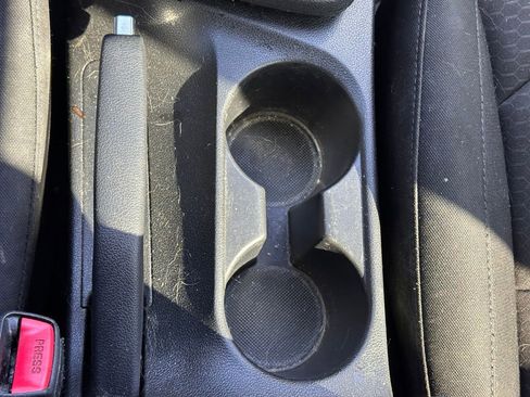 Used 2019 Hyundai Elantra Value Edition w/ Winter Weather Package image 31