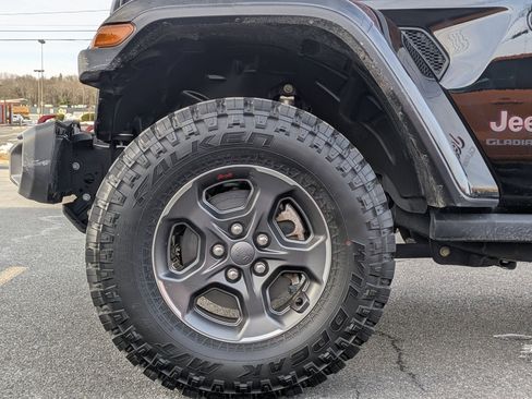 Used 2020 Jeep Gladiator Rubicon image 8