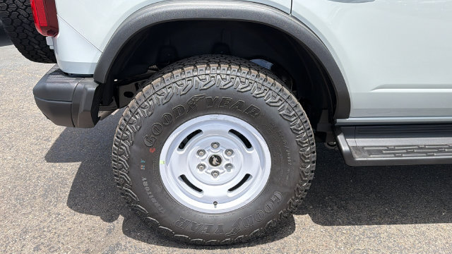 New 2026 Ford Bronco Heritage Edition AWD/4WD image 9
