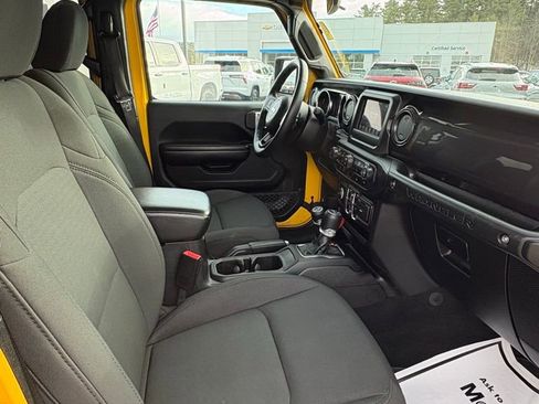 Used 2021 Jeep Wrangler Unlimited Sport image 7