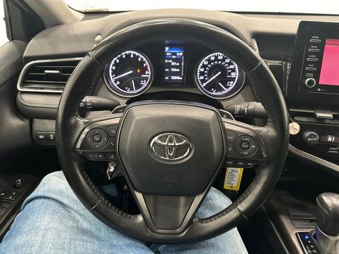 Used 2021 Toyota Camry SE image 25