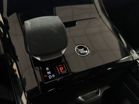 Used 2024 Land Rover Range Rover Sport Dynamic SE image 12