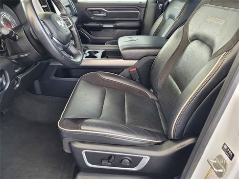 Used 2024 RAM 1500 Laramie image 17