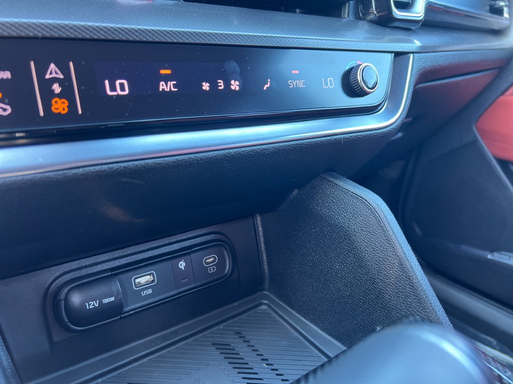 Certified 2024 Kia Sportage SX AWD/4WD image 23