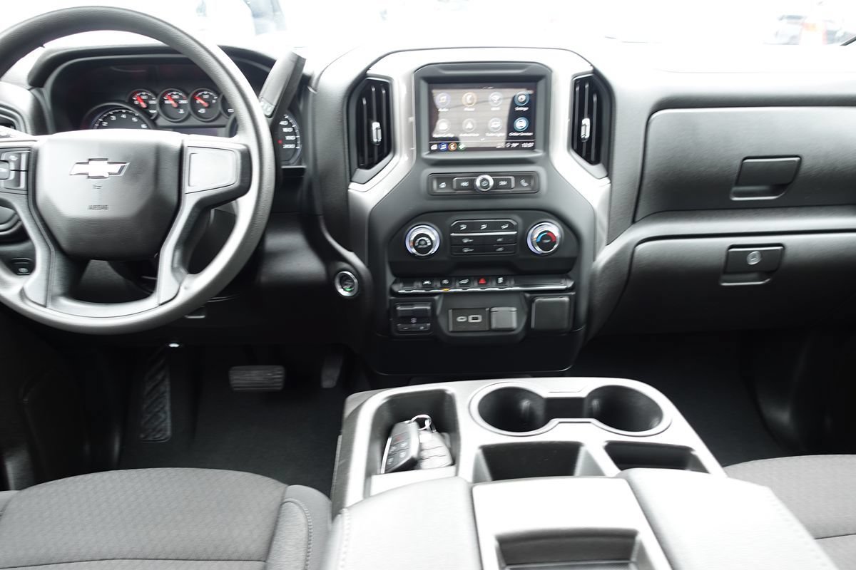 Used 2024 Chevrolet Silverado 1500 Custom AWD/4WD image 42