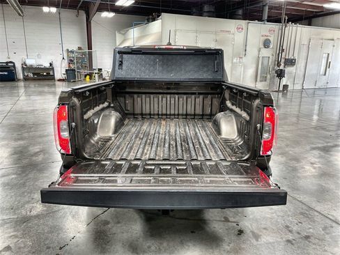 Used 2016 GMC Canyon SLE w/ SLE Convenience Package image 26