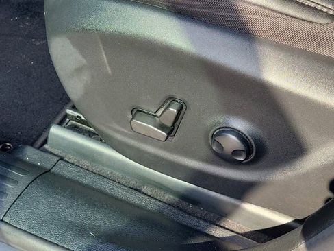 Used 2022 Jeep Cherokee Latitude Lux image 19