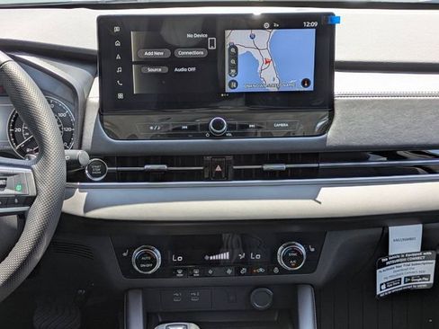 New 2026 Mitsubishi Outlander SE FWD image 19