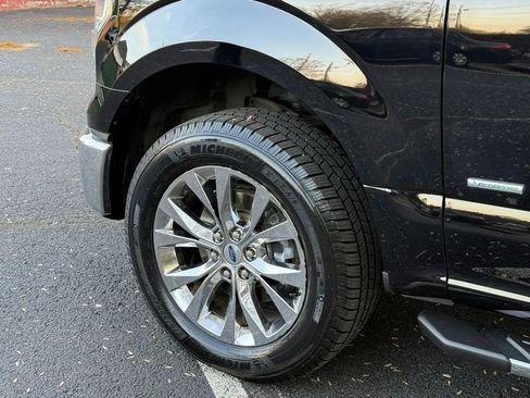 Used 2016 Ford F150 XLT w/ Equipment Group 302A Luxury image 25