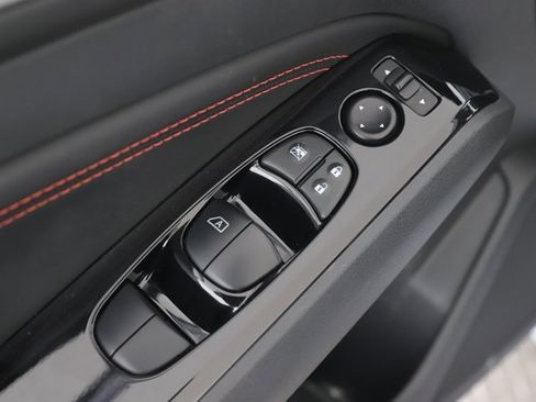 Used 2023 Nissan Altima 2.5 SR image 19