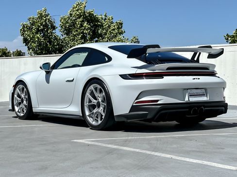 Used 2022 Porsche 911 GT3 RWD image 3