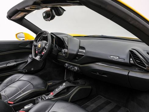 Used 2017 Ferrari 488 Spider image 17