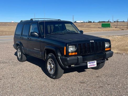 Used 2000 Jeep Cherokee Sport image 8