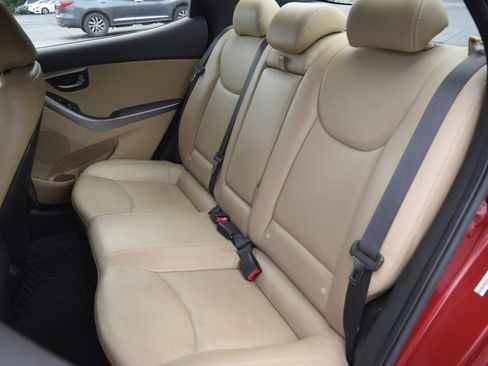 Used 2013 Hyundai Elantra Limited w/ Technology Pkg FWD image 9
