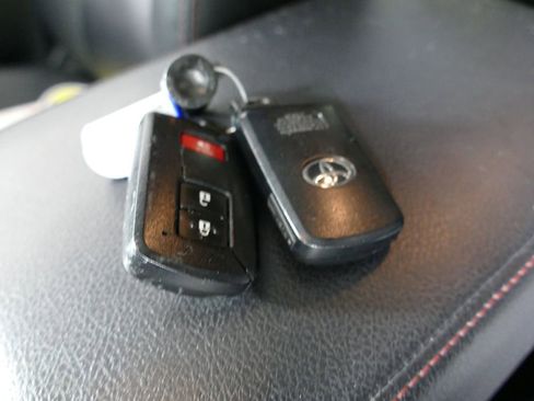 Used 2021 Toyota 4Runner TRD Off-Road Premium w/ Moonroof Package image 21