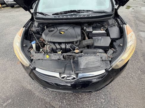 Used 2012 Hyundai Elantra GLS w/ Preferred Pkg 3 FWD image 31