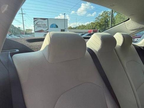 Used 2023 Kia Forte LXS w/ LXS Technology Package FWD image 24