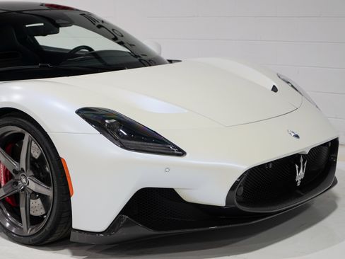 Used 2023 Maserati MC20 Coupe RWD image 27