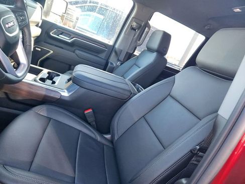 New 2026 GMC Sierra 2500 SLT w/ SLT Premium Package AWD/4WD image 10