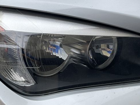 Used 2013 BMW X1 sDrive28i RWD image 9