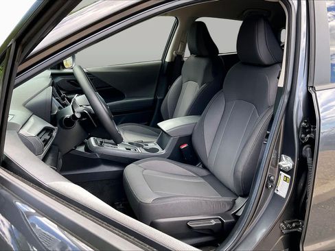 Used 2026 Subaru Crosstrek 2.5i Premium AWD/4WD image 8