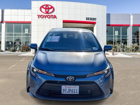 Certified 2025 Toyota Corolla LE FWD image 2